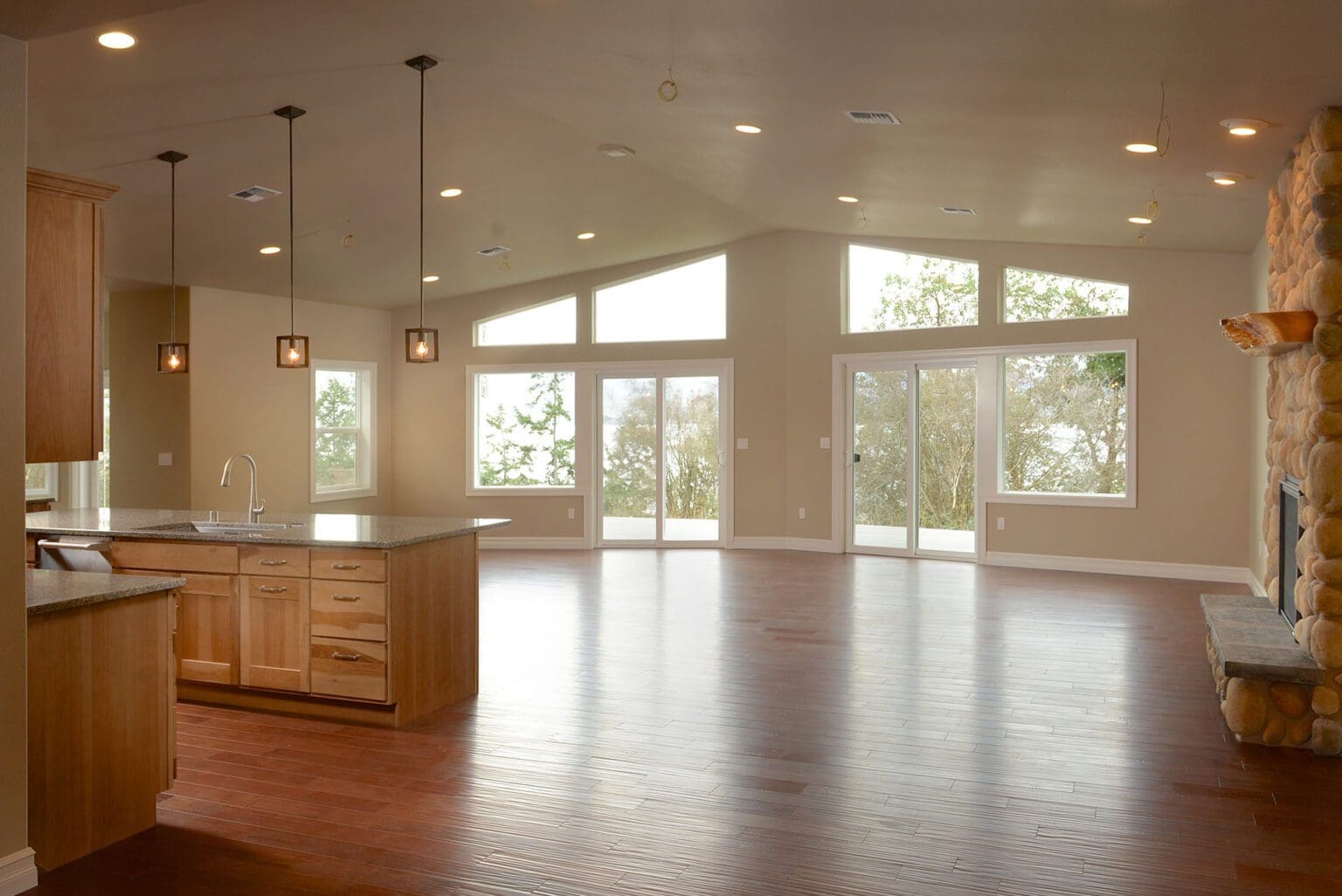 McFarland Main Living Estes Builders