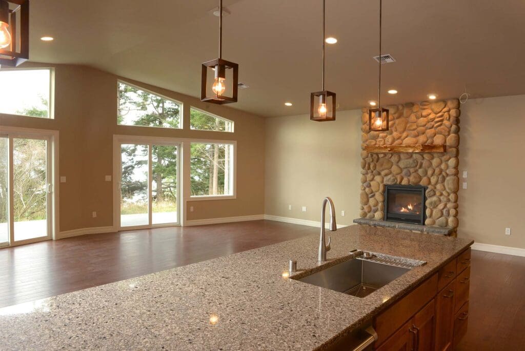 McFarland Main Living Estes Builders